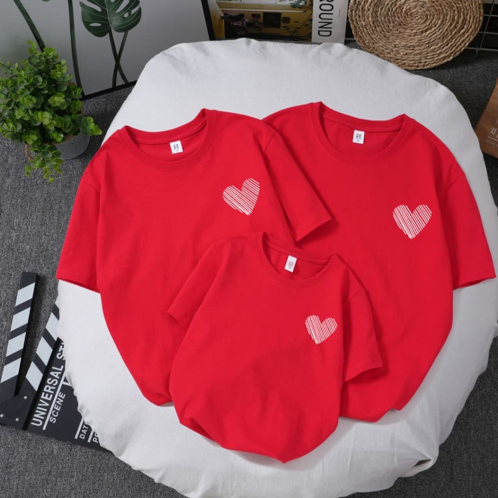 Áo gia đình Familylove - Set gia đình họa tiết TIM LOGO đơn giản chất liệu cotton 100% cao cấp. — 1