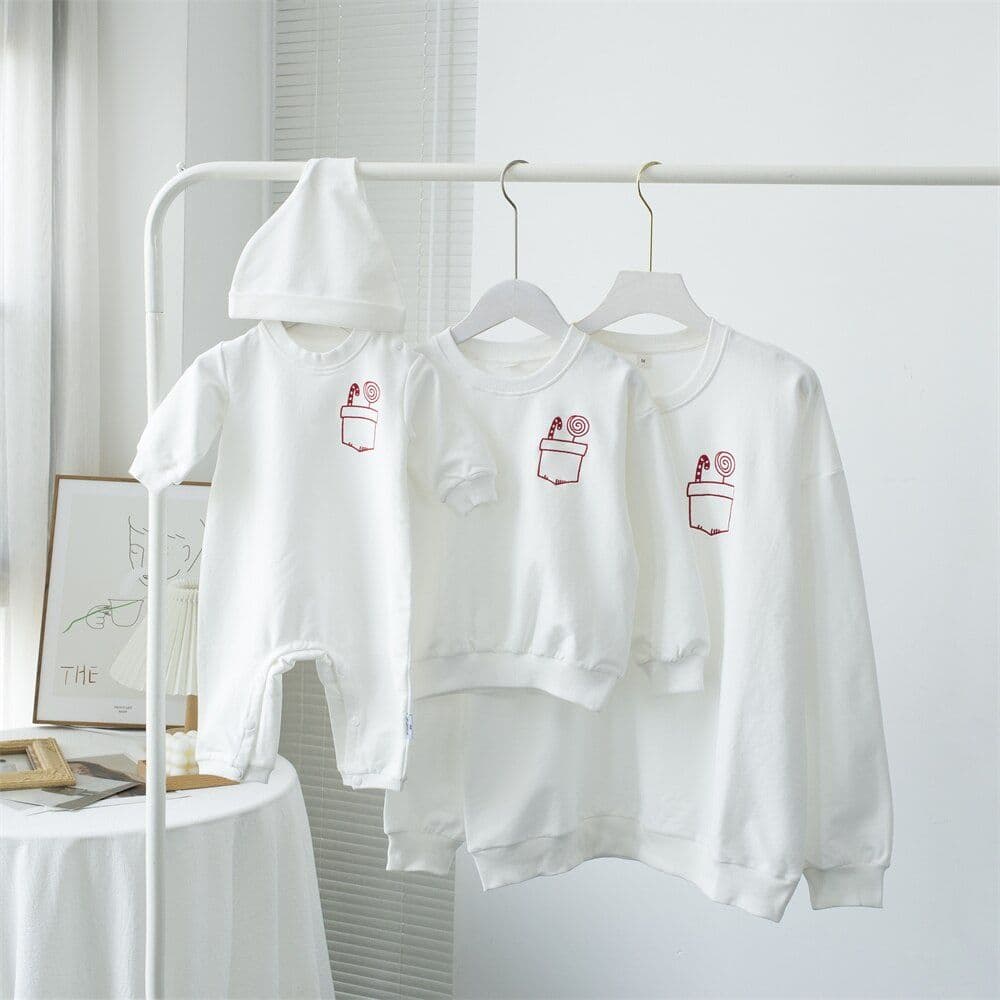 Áo Gia Đình Thu Đông Familylove - Áo Sweater Gia đình In Logo Góc Hộp Kẹo Chất Liệu Nỉ Da Cá Cao Cấp